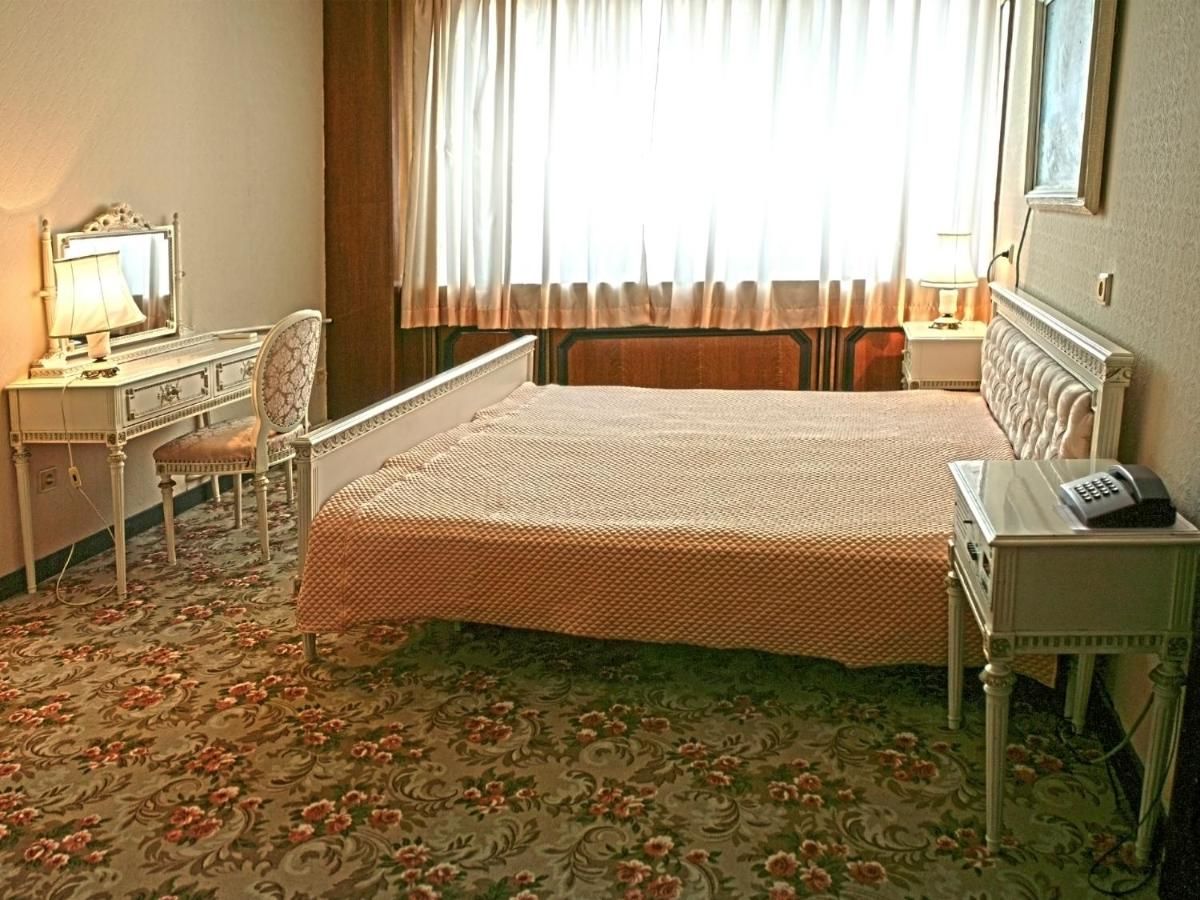 Отель Hotel Bulgaria Добрич
