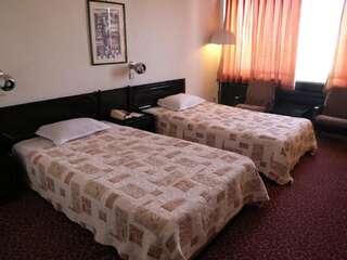 Отель Hotel Bulgaria Добрич Двухместный номер эконом-класса с 1 кроватью-2